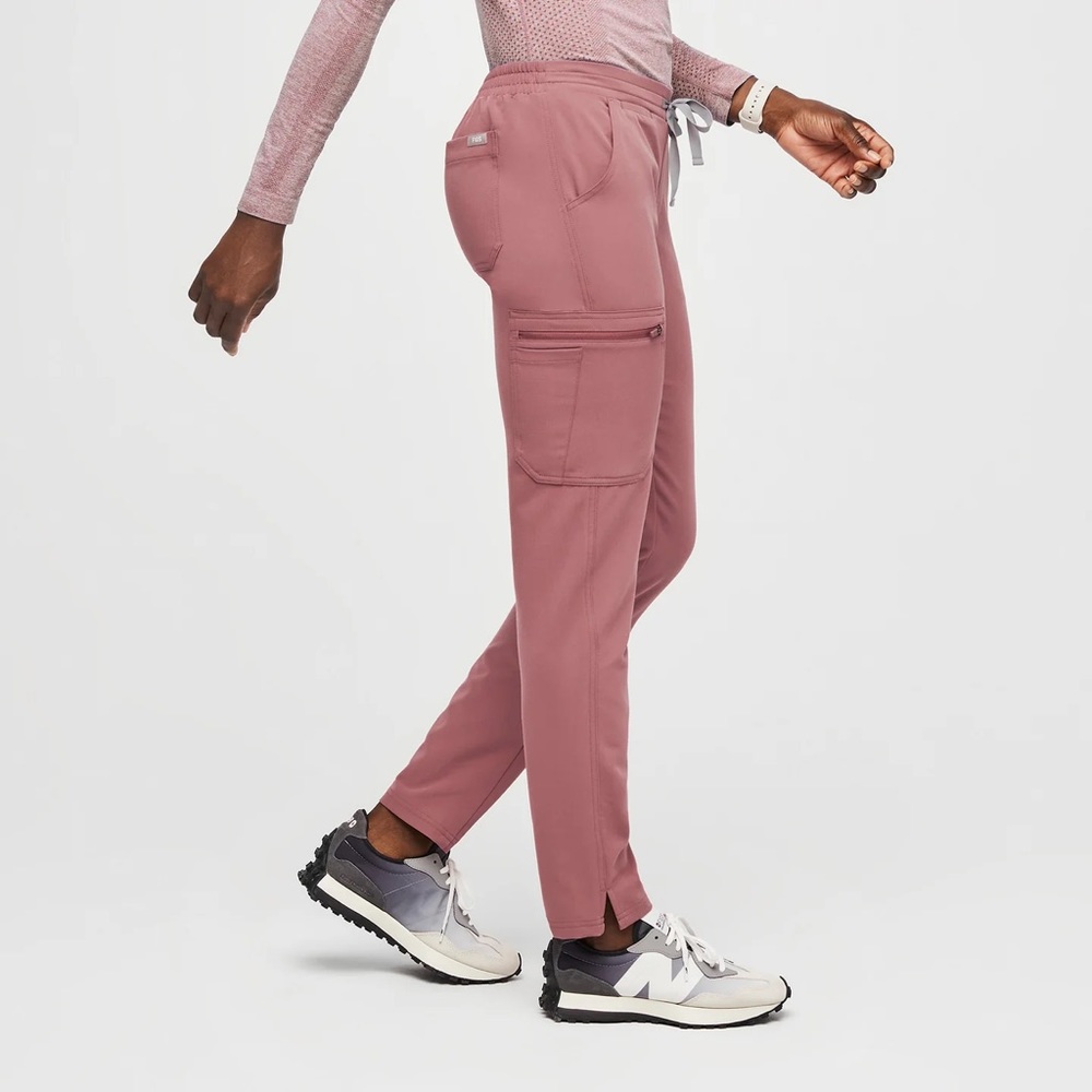 Figs Scrubs Yola XXS Regular bottoms. Used. Mauve.